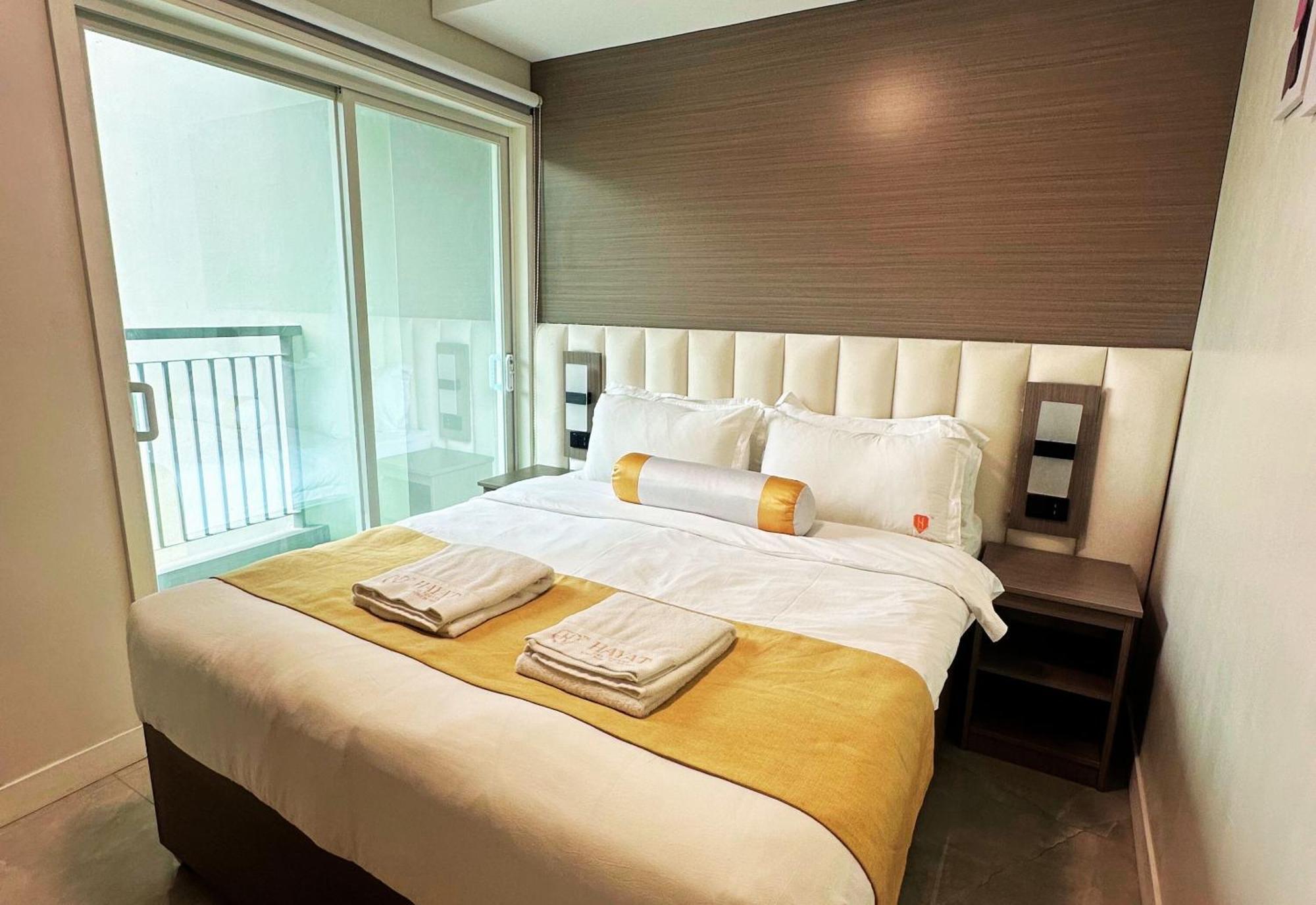Hayat Sky Towers Hotel Cebu Luaran gambar