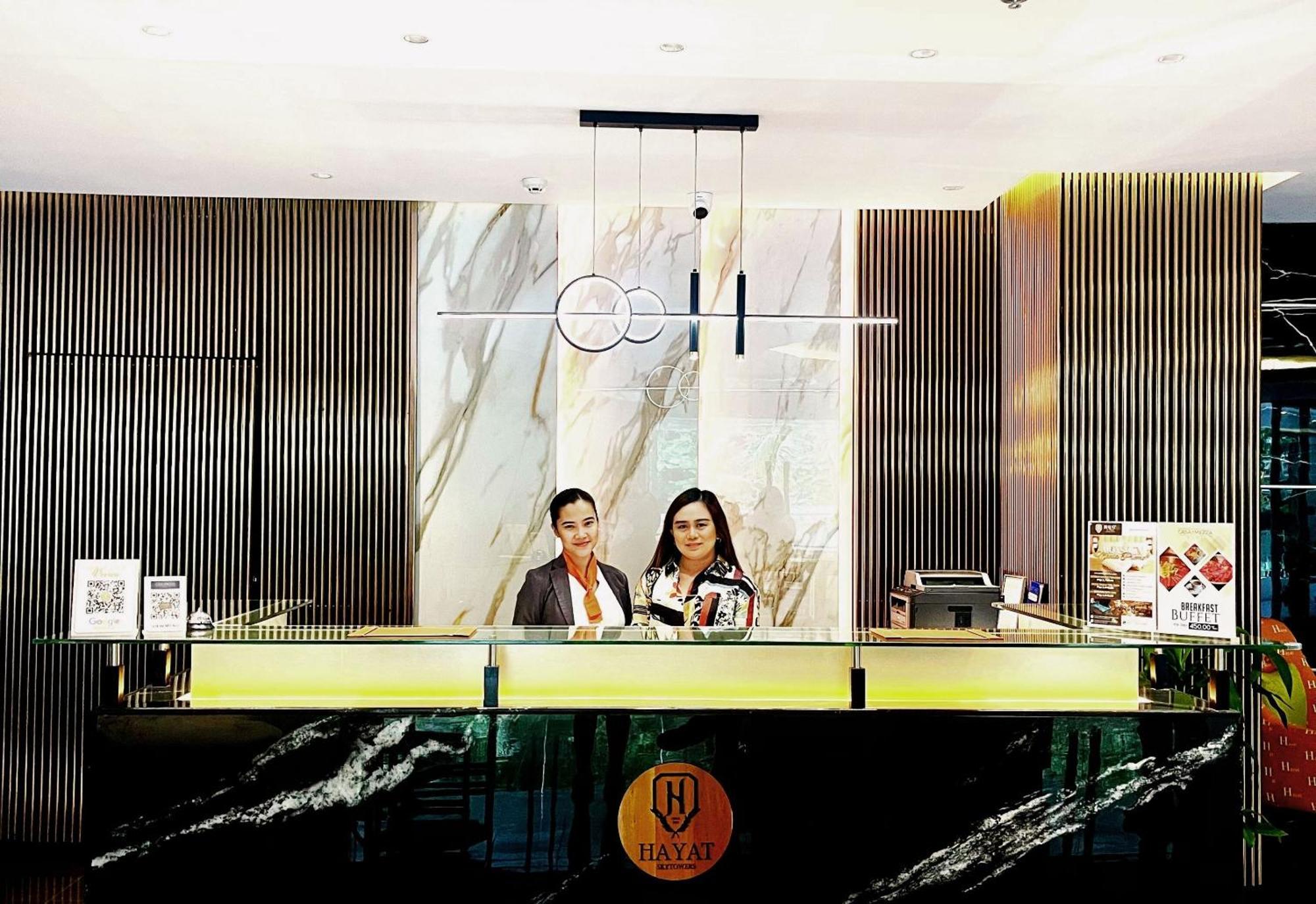 Hayat Sky Towers Hotel Cebu Luaran gambar