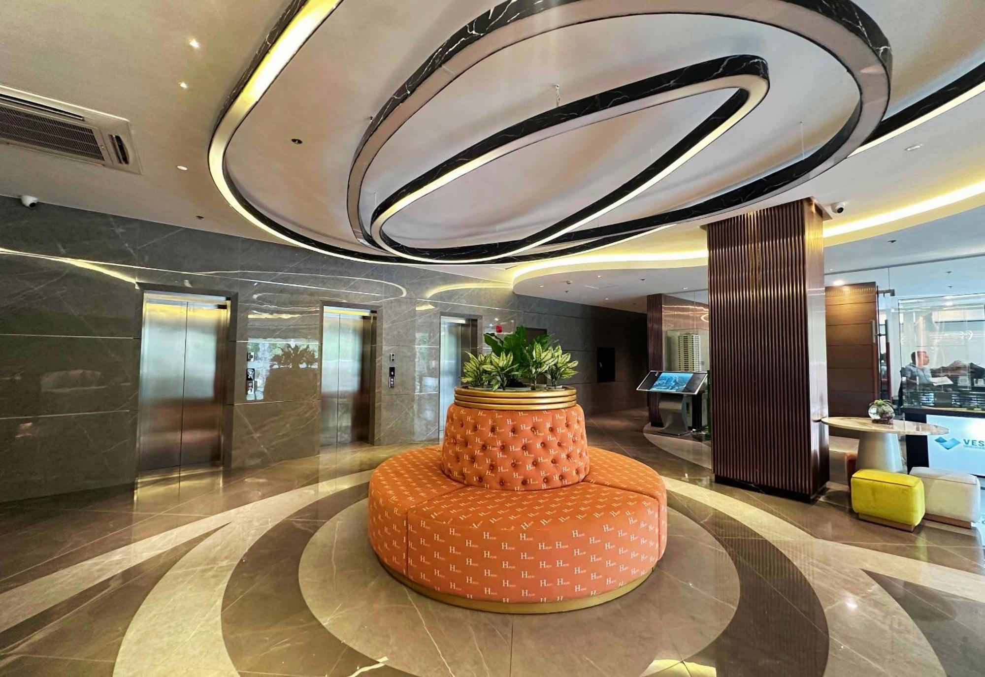 Hayat Sky Towers Hotel Cebu Luaran gambar
